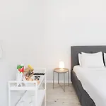 Olala Oriente Suites Ii Pensión Lisboa
