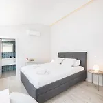 Olala Oriente Suites A Gasthof *
