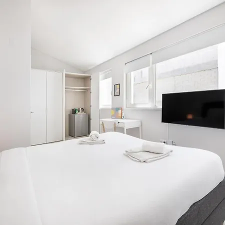 Olala Oriente Suites Ii Pensión