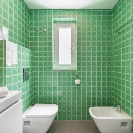 Olala Oriente Suites A *